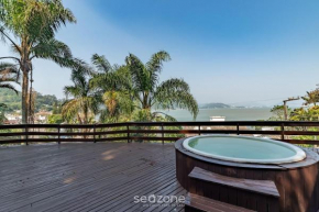 Casa duplex com linda vista a 80m da Praia RRF2562